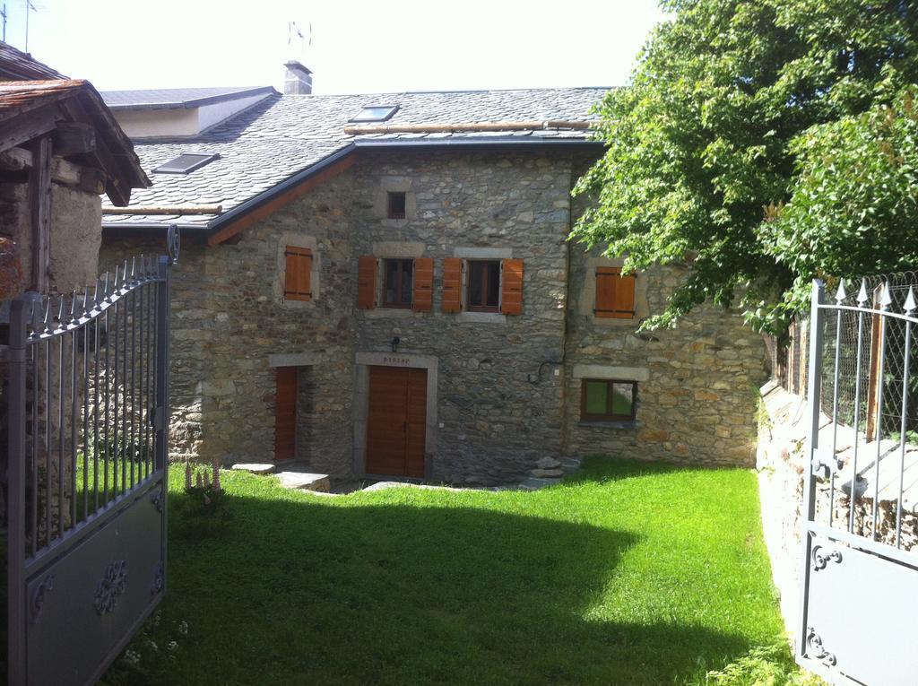 Maison De Caractere En Pierre Cal Batlle 圣皮耶尔代勒福尔卡 外观 照片